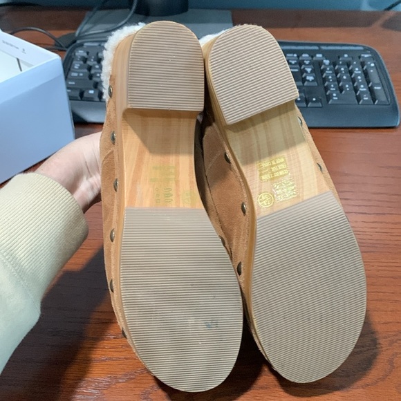 Chinese Laundry mules - Picture 4 of 4